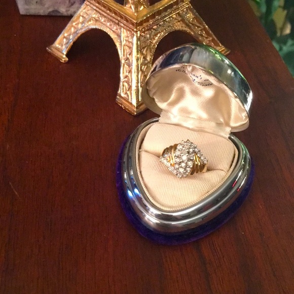 - 14k Gold 1 TCW Diamond cluster ring w/Appraisal - Picture 5 of 14